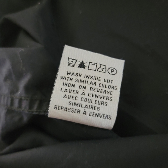 Le Chateau Black Button Down Shirt Size Small - Picture 8 of 8